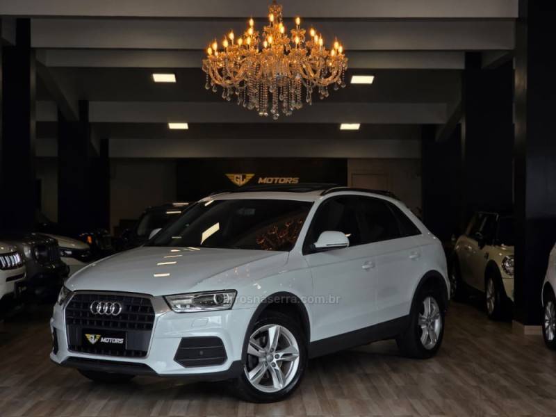 AUDI - Q3 - 2016/2017 - Branca - R$ 102.900,00