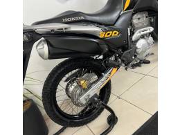 HONDA - XRE 300 - 2017/2017 - Cinza - R$ 24.900,00