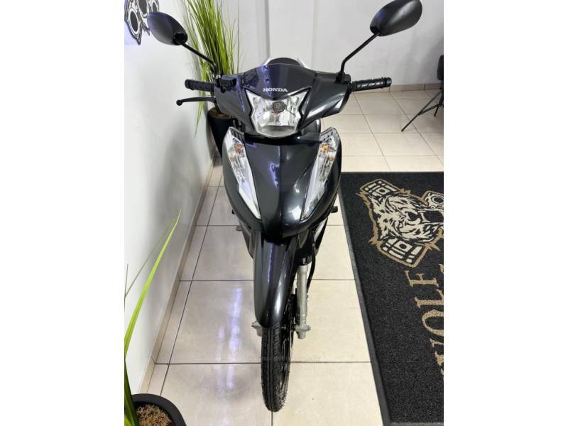 HONDA - BIZ 125 - 2020/2020 - Cinza - R$ 14.900,00