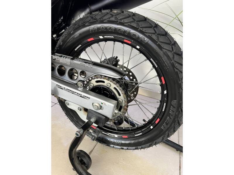 HONDA - XRE 300 - 2020/2020 - Vermelha - R$ 29.500,00