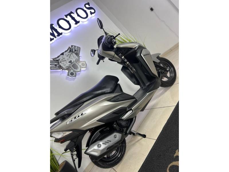 HONDA - ELITE - 2024/2025 - Prata - R$ 15.500,00