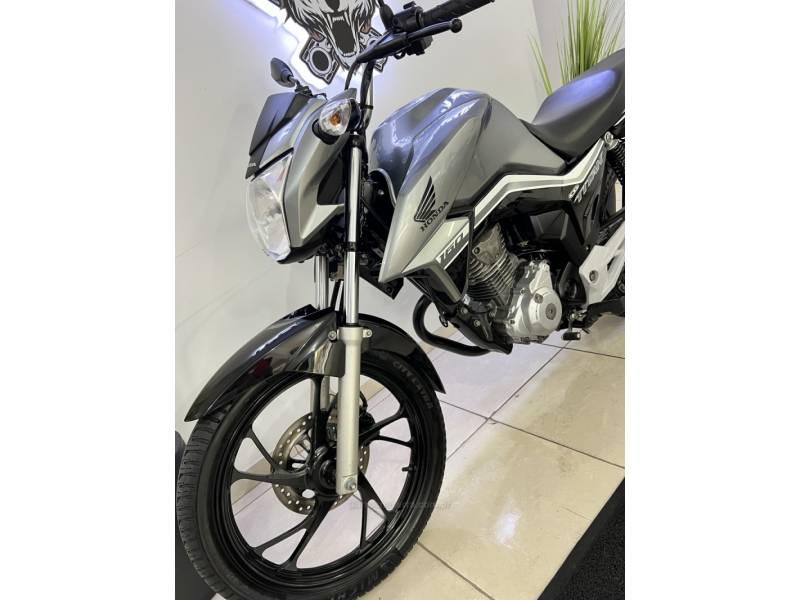 HONDA - CG 160 - 2018/2019 - Prata - R$ 16.900,00