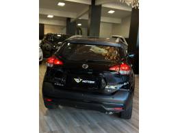 NISSAN - KICKS - 2018/2019 - Preta - R$ 90.900,00