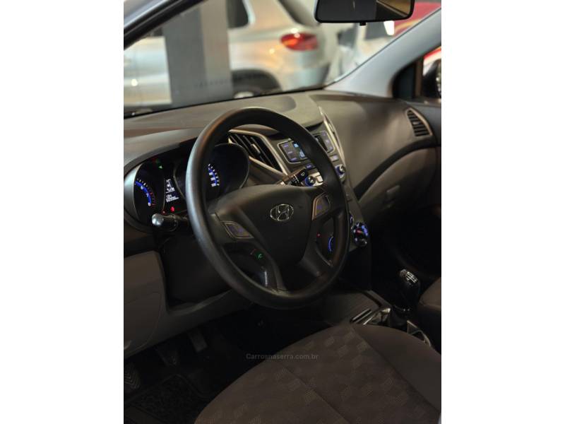 HYUNDAI - HB20 - 2016/2016 - Prata - R$ 59.900,00