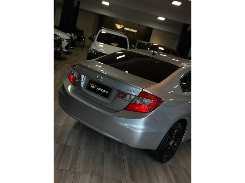 HONDA - CIVIC - 2012/2012 - Prata - R$ 65.900,00