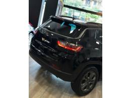 JEEP - COMPASS - 2022/2023 - Preta - R$ 136.900,00