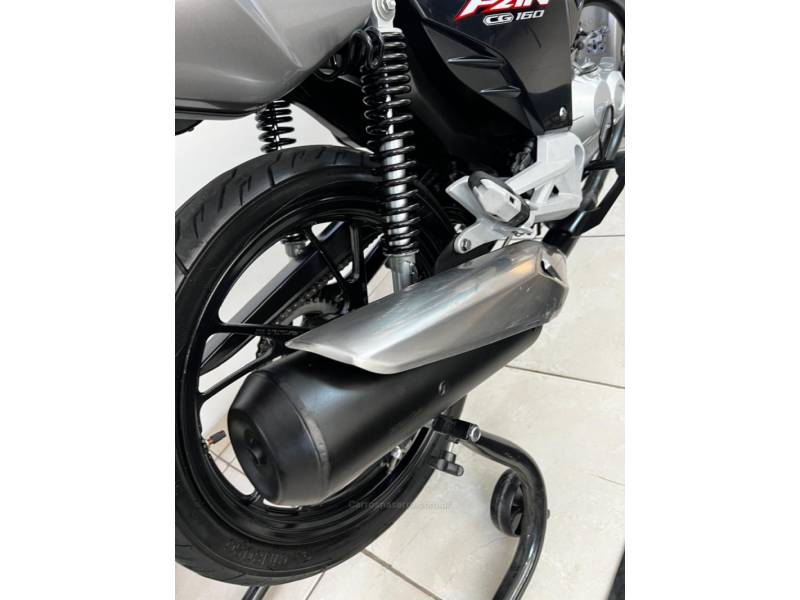 HONDA - CG 160 - 2023/2023 - Prata - R$ 18.900,00