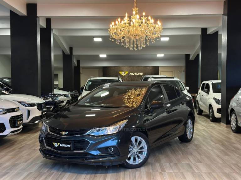 CHEVROLET - CRUZE - 2017/2018 - Azul - R$ 86.900,00