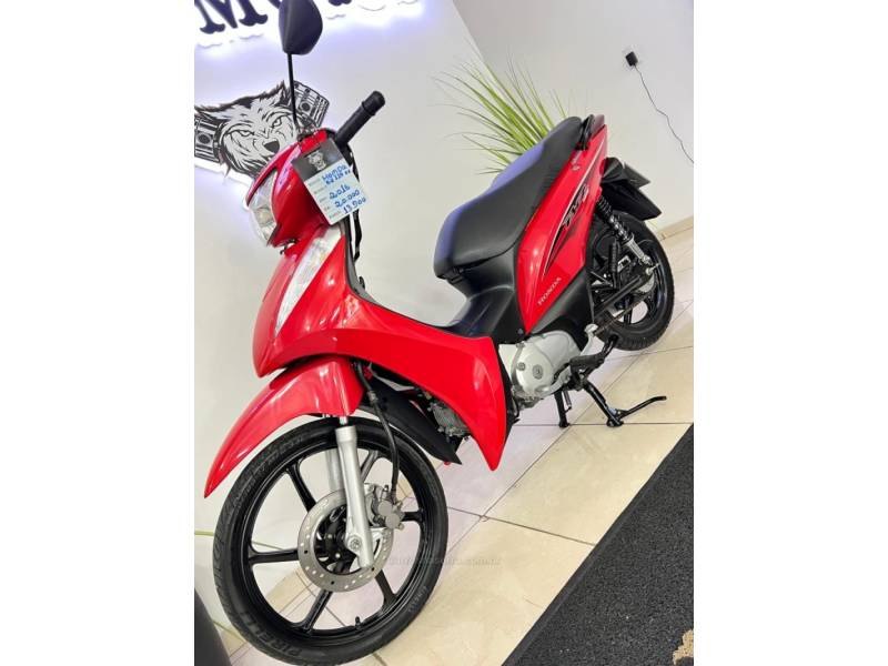 HONDA - BIZ 125 - 2016/2016 - Vermelha - R$ 12.900,00