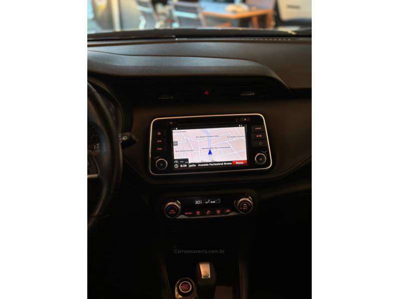 NISSAN - KICKS - 2018/2019 - Preta - R$ 90.900,00