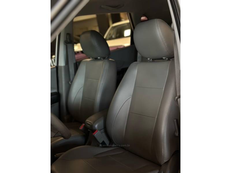 HYUNDAI - TUCSON - 2016/2017 - Prata - R$ 69.900,00