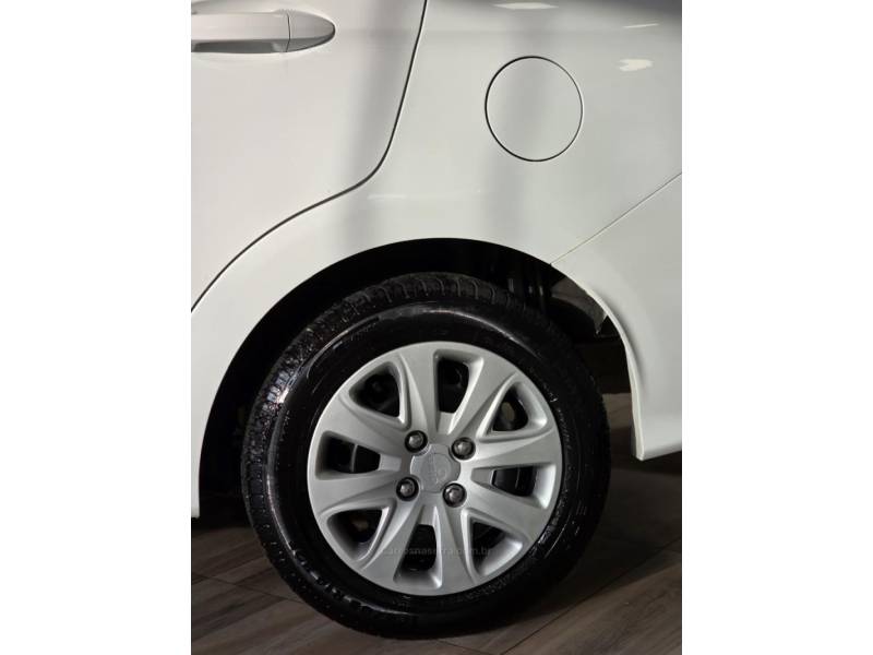 FORD - KA - 2018/2019 - Branca - R$ 48.900,00