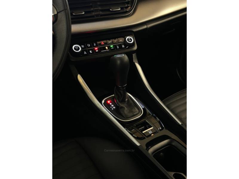 FIAT - FASTBACK - 2023/2023 - Branca - R$ 122.900,00