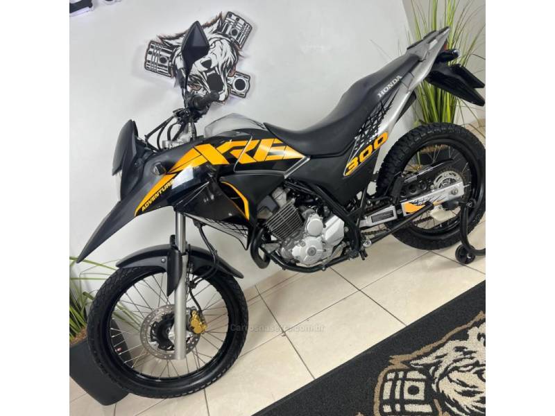 HONDA - XRE 300 - 2017/2017 - Cinza - R$ 24.900,00