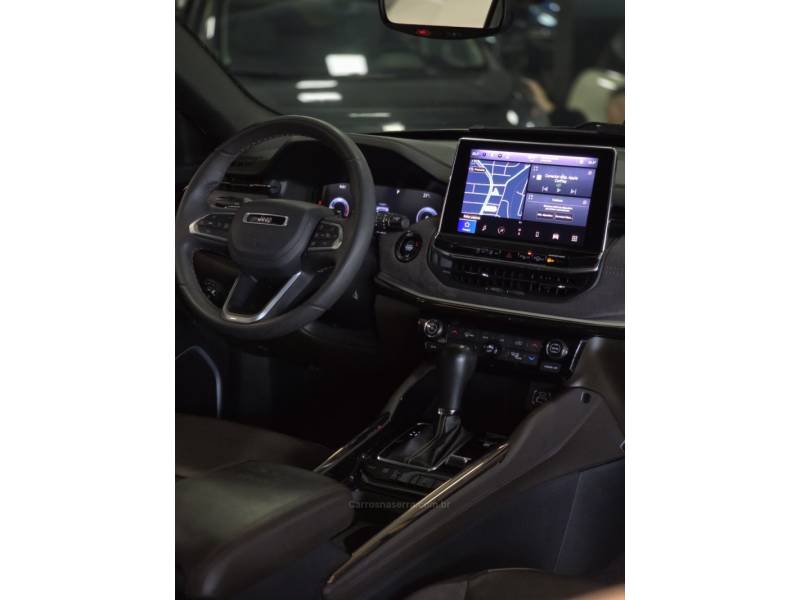 JEEP - COMMANDER - 2022/2022 - Branca - R$ 194.900,00