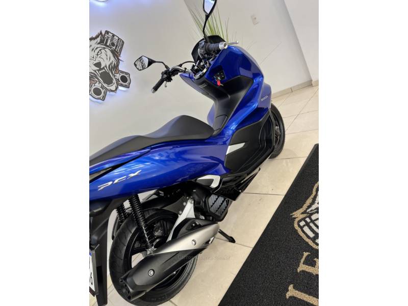 HONDA - PCX - 2021/2022 - Azul - R$ 18.900,00