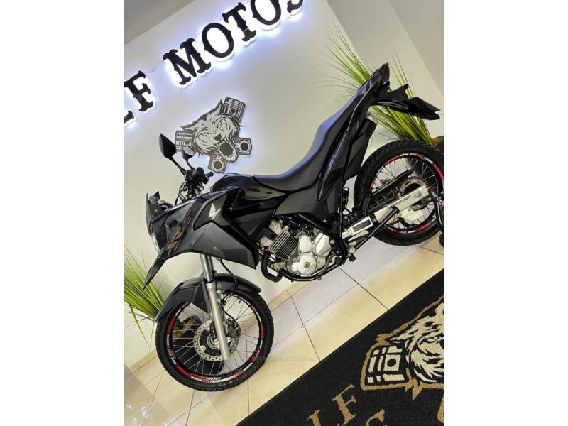 HONDA - XRE 300 - 2021/2022 - Cinza - R$ 30.900,00