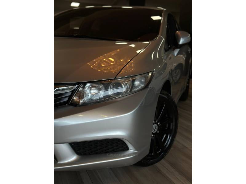 HONDA - CIVIC - 2012/2012 - Prata - R$ 65.900,00