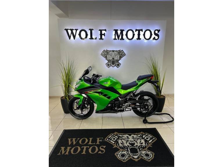KAWASAKI - NINJA 300 - 2024/2024 - Verde - R$ 29.900,00