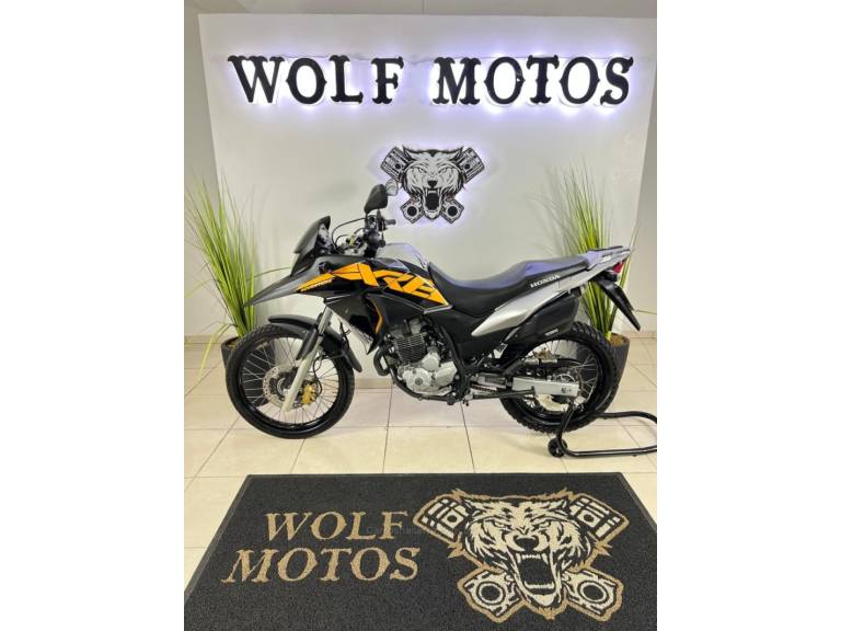 HONDA - XRE 300 - 2018/2018 - Cinza - R$ 24.900,00