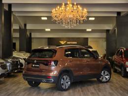 VOLKSWAGEN - T-CROSS - 2019/2020 - Laranja - R$ 115.900,00