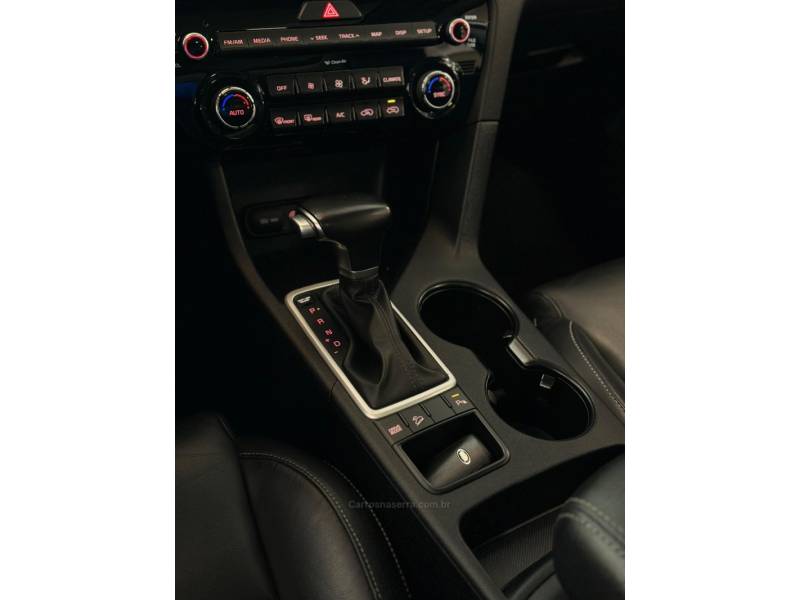 KIA MOTORS - SPORTAGE - 2017/2018 - Branca - R$ 117.900,00