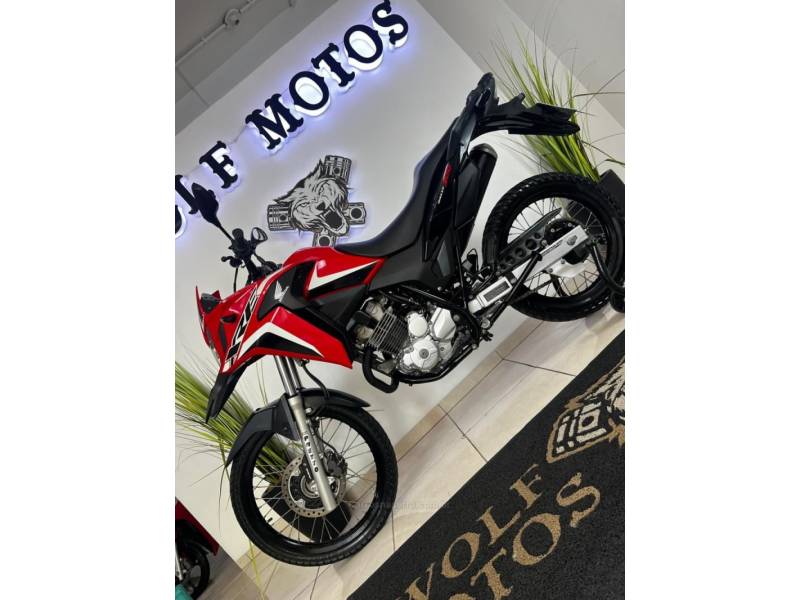 HONDA - XRE 300 - 2021/2022 - Vermelha - R$ 30.900,00