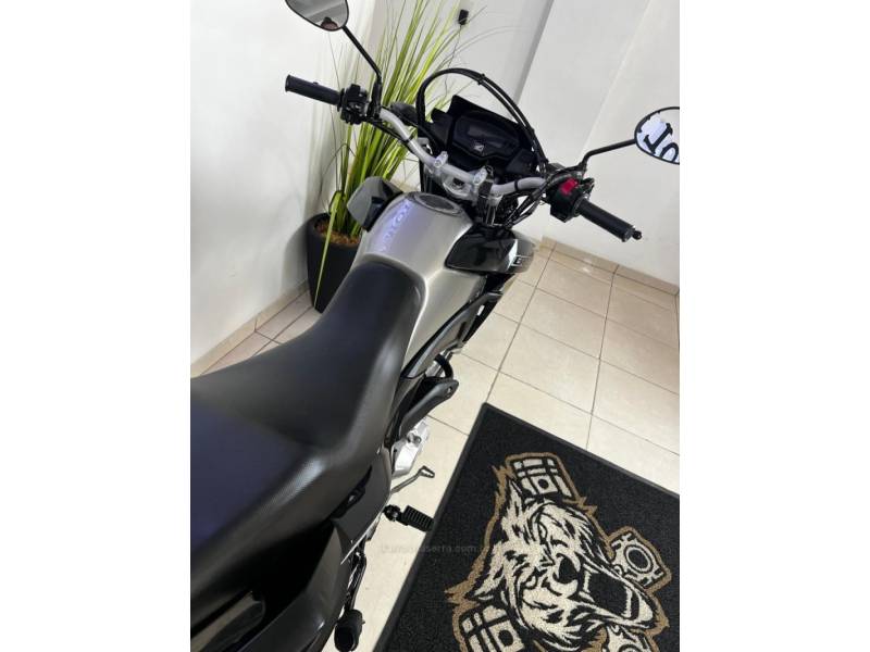 HONDA - NXR 160 - 2022/2023 - Preta - R$ 21.900,00